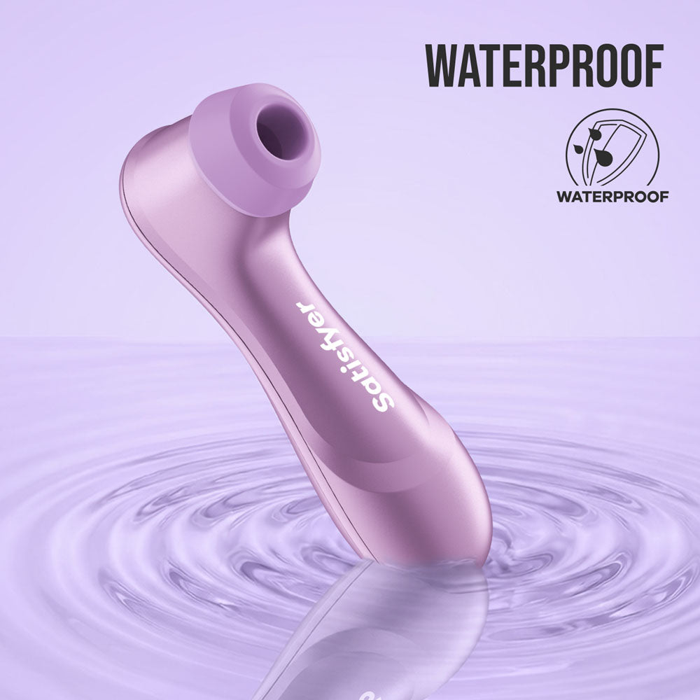 Satisfyer Pro 2 Generation 4 in Amethyst waterproof body resting in water